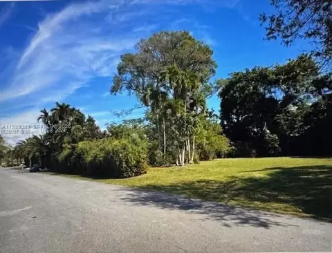 19425 SW 127 Ct, Miami, FL 33177