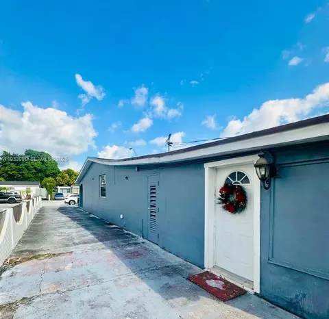 180 E 56th St, Hialeah, FL 33013 photo 4