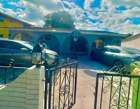 180 E 56th St, Hialeah, FL 33013 photo 2
