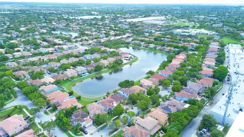 8934 SW 206th St, Cutler Bay, FL 33189