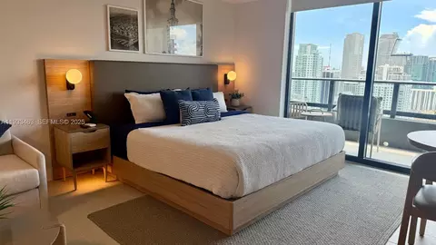 159 NE 6th St #4010, Miami, FL 33132