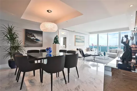 1331 Brickell Bay Dr #1609, Miami, FL 33131