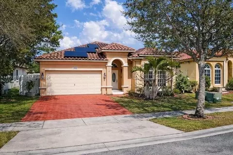 13877 SW 50th St, Miramar, FL 33027