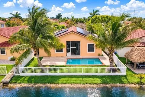 13877 SW 50th St, Miramar, FL 33027