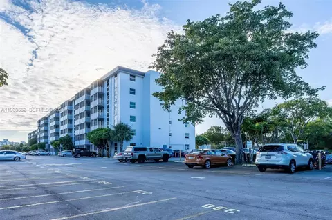 16851 NE 23rd Ave #A308, North Miami Beach, FL 33160