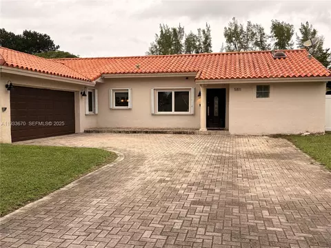 5811 NW 201st Ln, Hialeah, FL 33015