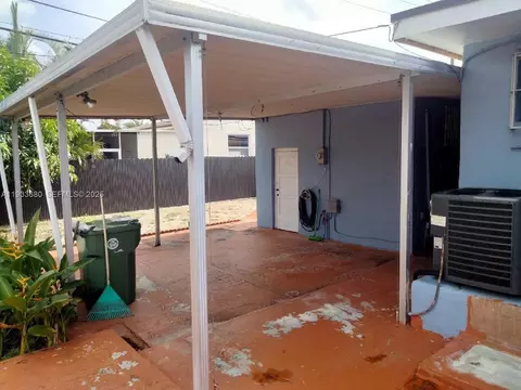 Exterior - 4990 E 1st Ave, Hialeah, FL 33013 photo 2 of 2