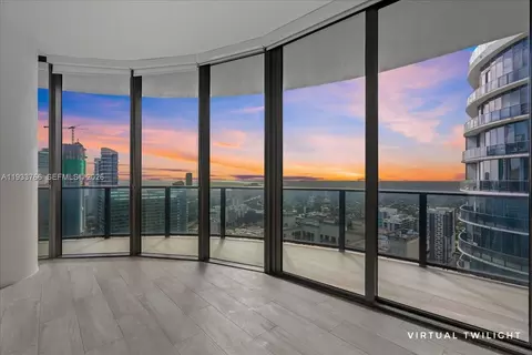 45 SW 9th St #4306, Miami, FL 33130