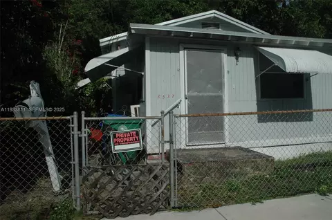 3537 Charles Ave, Miami, FL 33133