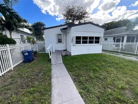 1868 NW 64th St, Miami, FL 33147