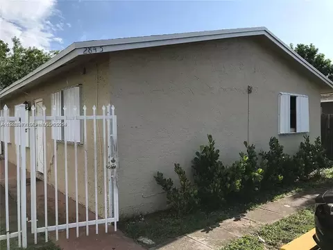 2845 NW 13th Ct, Fort Lauderdale, FL 33311