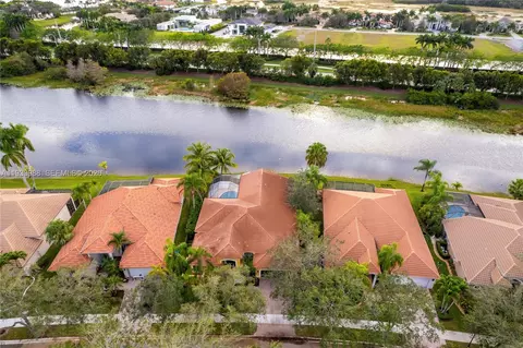 View/Area - 2893 Oakbrook Dr, Weston, FL 33332 photo 5 of 5