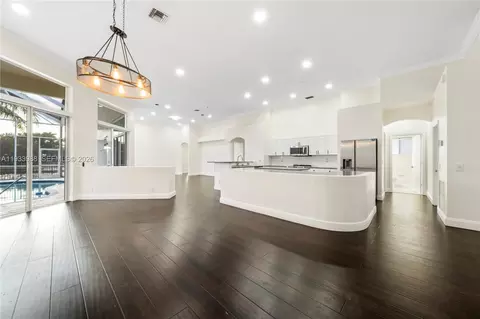 Living - 2893 Oakbrook Dr, Weston, FL 33332 photo 3 of 8