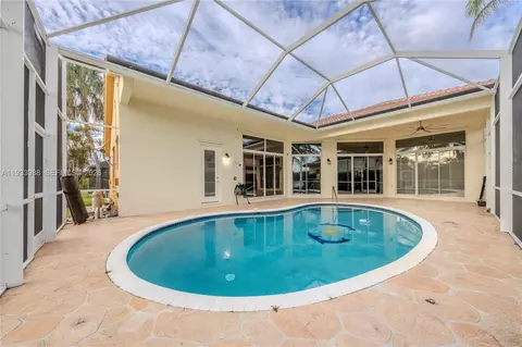 Exterior - 2893 Oakbrook Dr, Weston, FL 33332 photo 3 of 5