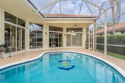 Exterior - 2893 Oakbrook Dr, Weston, FL 33332 photo 5 of 5