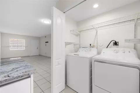 Other - 2425 W 76th St #102, Hialeah, FL 33016 photo 5 of 11