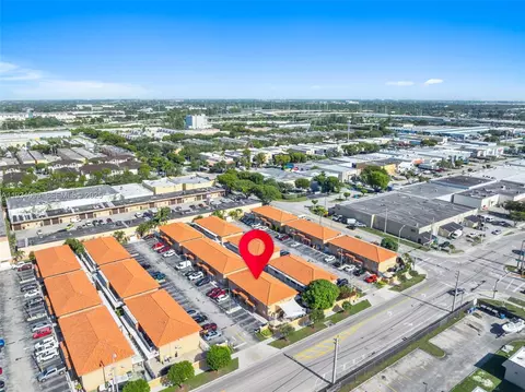 View/Area - 2425 W 76th St #102, Hialeah, FL 33016 photo 5 of 7