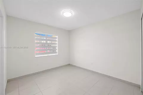 Bedroom - 2425 W 76th St #102, Hialeah, FL 33016 photo 2 of 7