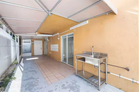 Other - 2425 W 76th St #102, Hialeah, FL 33016 photo 11 of 11