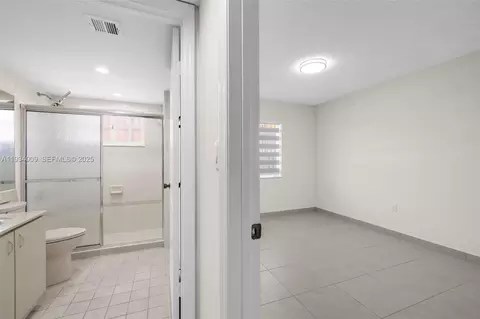 Bedroom - 2425 W 76th St #102, Hialeah, FL 33016 photo 1 of 7