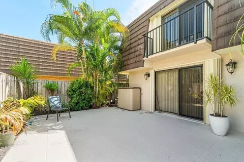 1619 16th Ct, Jupiter, FL 33477 photo 5