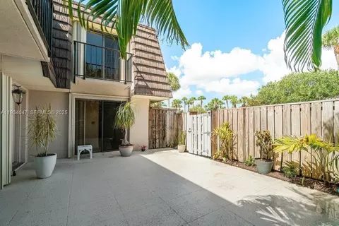 1619 16th Ct, Jupiter, FL 33477 photo 8