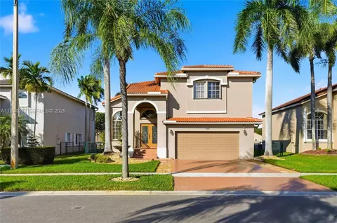 18435 NW 10th St, Pembroke Pines, FL 33029