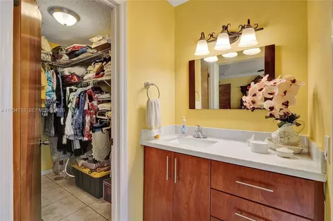 Other - 4141 W 4th Ave, Hialeah, FL 33012 photo 4 of 15