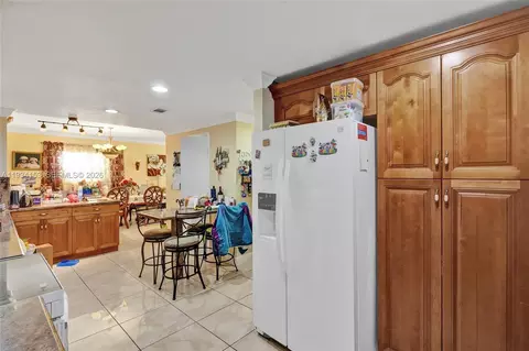 Other - 4141 W 4th Ave, Hialeah, FL 33012 photo 11 of 15
