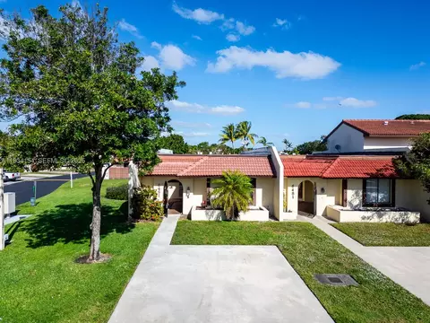 Exterior - 6491 NW 190th Ter, Hialeah, FL 33015 photo 2 of 5