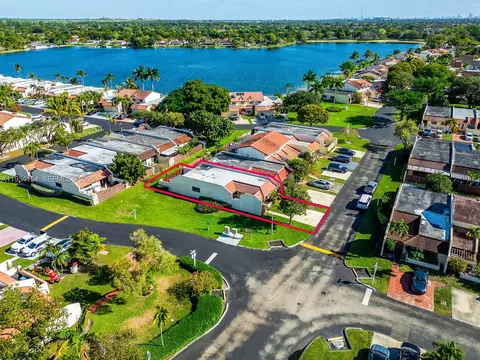 View/Area - 6491 NW 190th Ter, Hialeah, FL 33015 photo 2 of 2