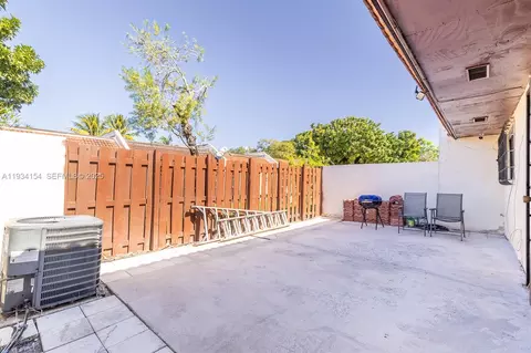 Exterior - 6491 NW 190th Ter, Hialeah, FL 33015 photo 5 of 5
