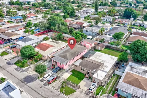 View/Area - 854 E 24th St, Hialeah, FL 33013 photo 3 of 5