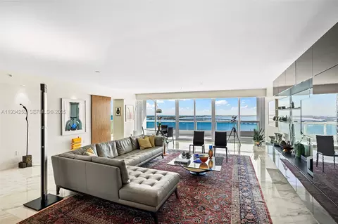 1643 Brickell Ave #2304, Miami, FL 33129