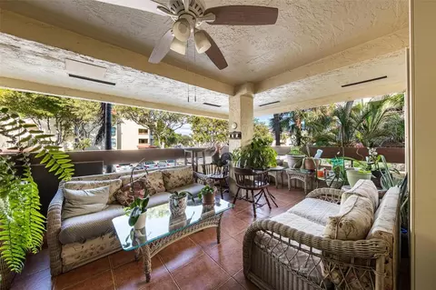 8860 SW 123rd Ct #K207, Miami, FL 33186