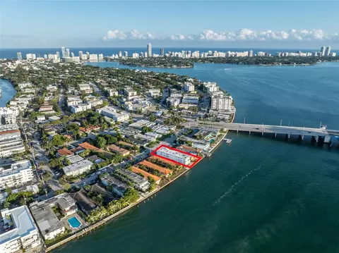 2150 Bay Dr, Miami Beach, FL 33141