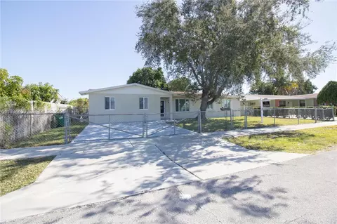 19807 SW 118th Pl, Miami, FL 33177