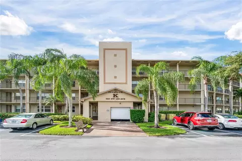 550 SW 138th Ave #409K, Pembroke Pines, FL 33027