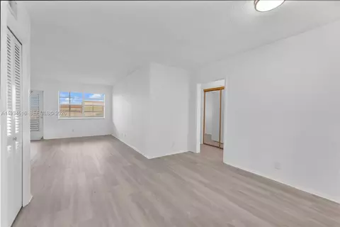 1280 NW 43rd Ave #302, Lauderhill, FL 33313