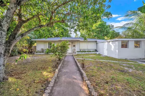 16234 NE 9th Ct, North Miami Beach, FL 33162