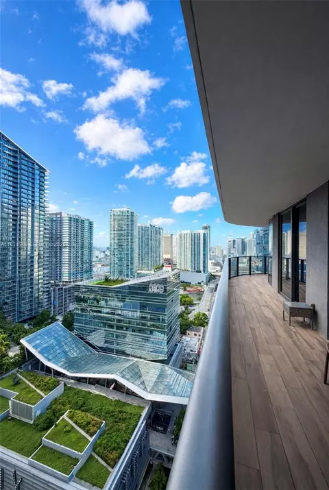 801 S Miami Ave #2709, Miami, FL 33130
