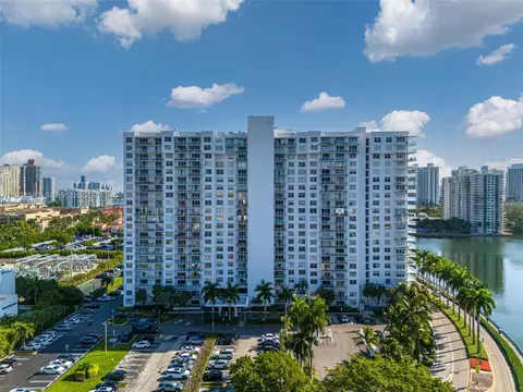 2801 NE 183rd St #510W, Aventura, FL 33160