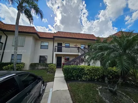 7118 Golf Colony Ct #103, Lake Worth, FL 33467