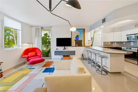 1532 Drexel Ave #203, Miami Beach, FL 33139