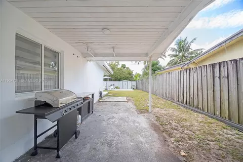 Exterior - 7612 Granada Blvd, Miramar, FL 33023 photo 4 of 4