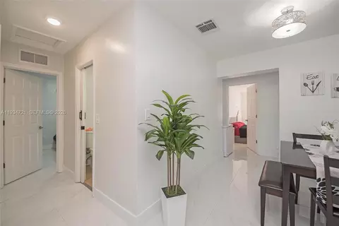 Entry Way - 7612 Granada Blvd, Miramar, FL 33023 photo 1 of 1