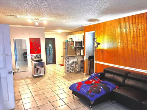 2775 W 62nd Pl #103, Hialeah, FL 33016 photo 3