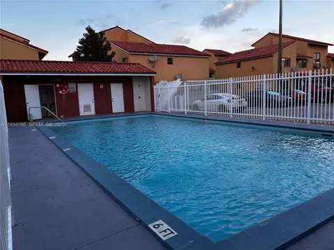 2775 W 62nd Pl #103, Hialeah, FL 33016 photo 9