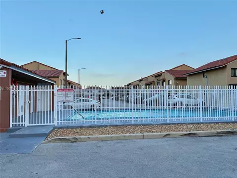 2775 W 62nd Pl #103, Hialeah, FL 33016 photo 10