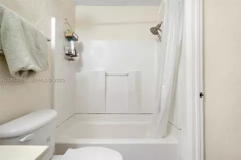 Bath - 4420 Carter, Saint Augustine, FL 32086 photo 3 of 3